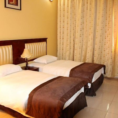 Aryana Hotel 알 부라이미 외부 사진